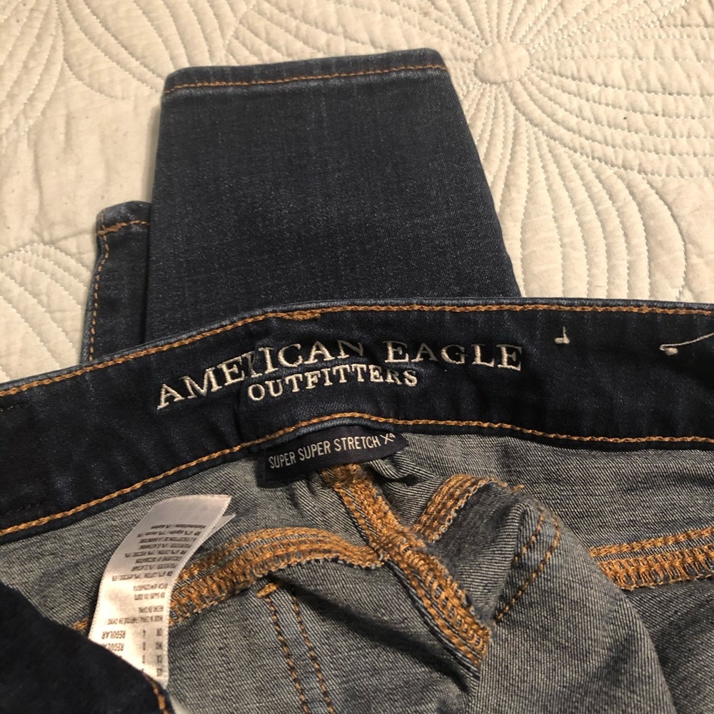 3 pairs of American Eagle Jeans - Picture 2 of 4